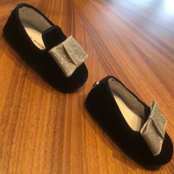 Stuart Weitzman Crib Shoe - Picture 5 of 5